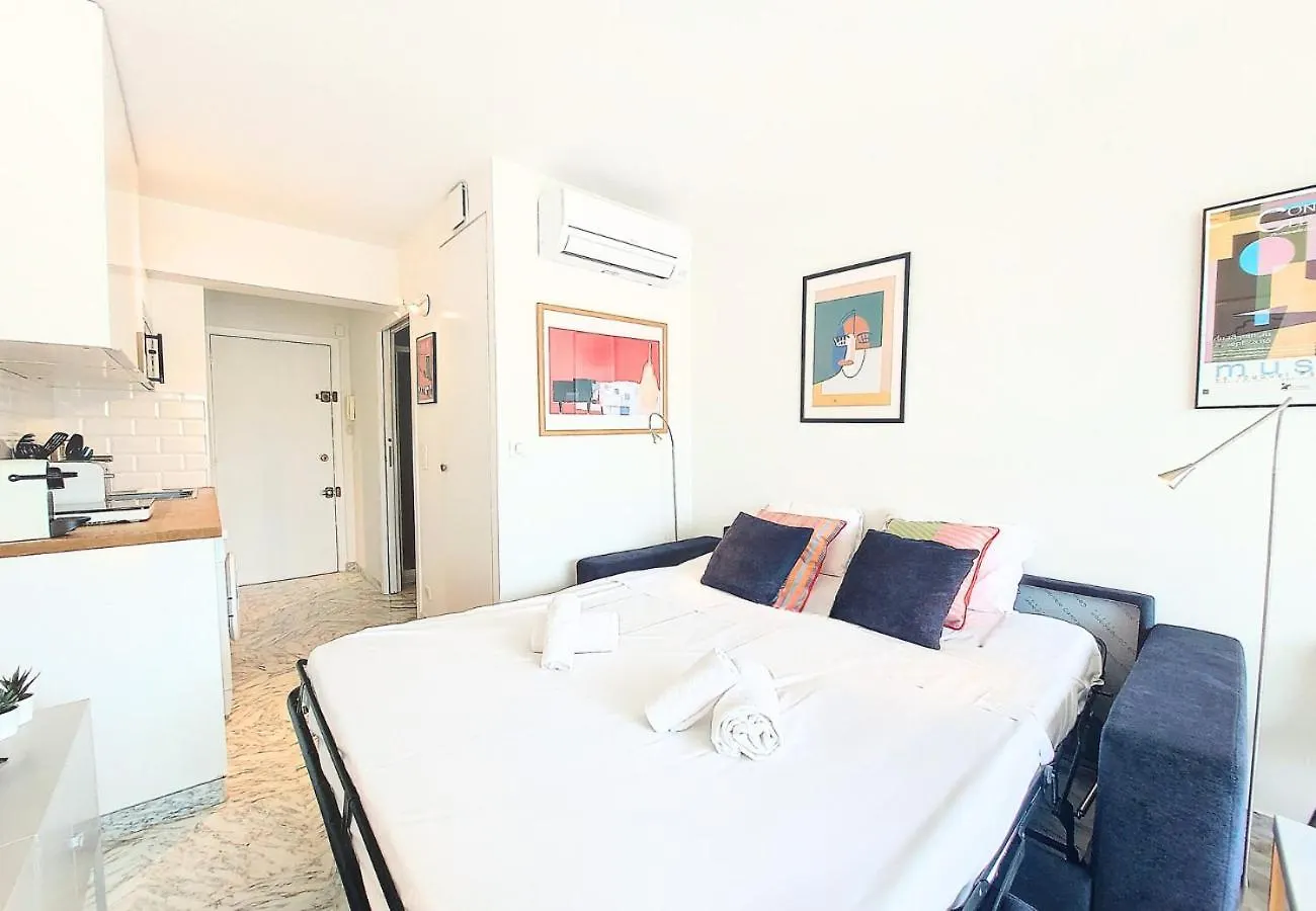 Nestor&Jeeves - Lifestyle - Terrace - Modern Apartment Nice France